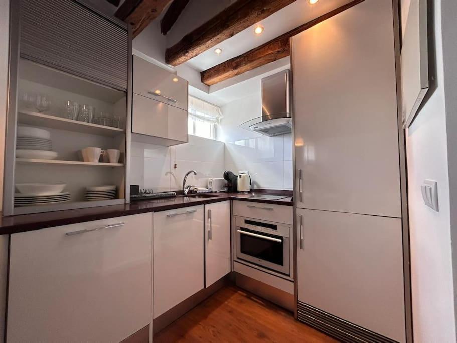 Emblematic Flat In Madrid Central - Arenal Extérieur photo