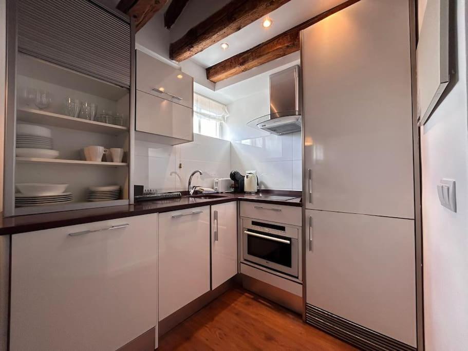 Emblematic Flat In Madrid Central - Arenal Extérieur photo